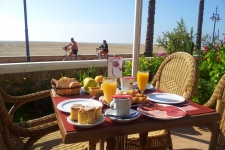 Desayuno en la terraza